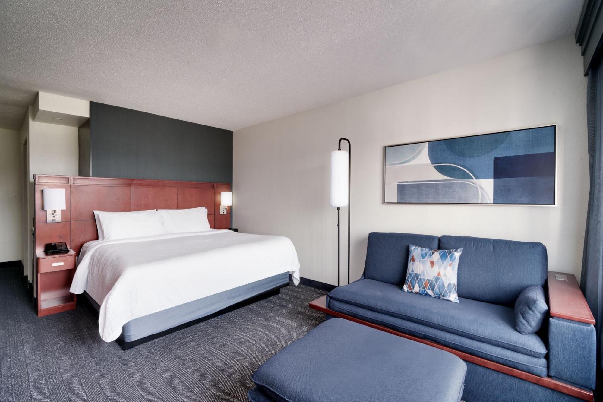 Courtyard By Marriott Johnson City Bagian luar foto
