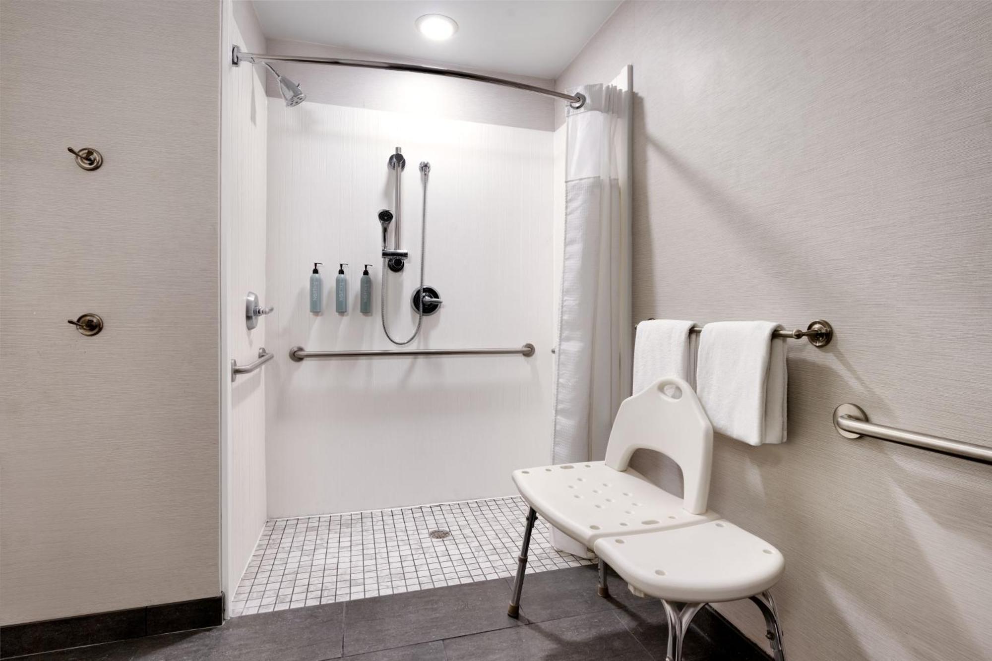 Courtyard By Marriott Johnson City Bagian luar foto
