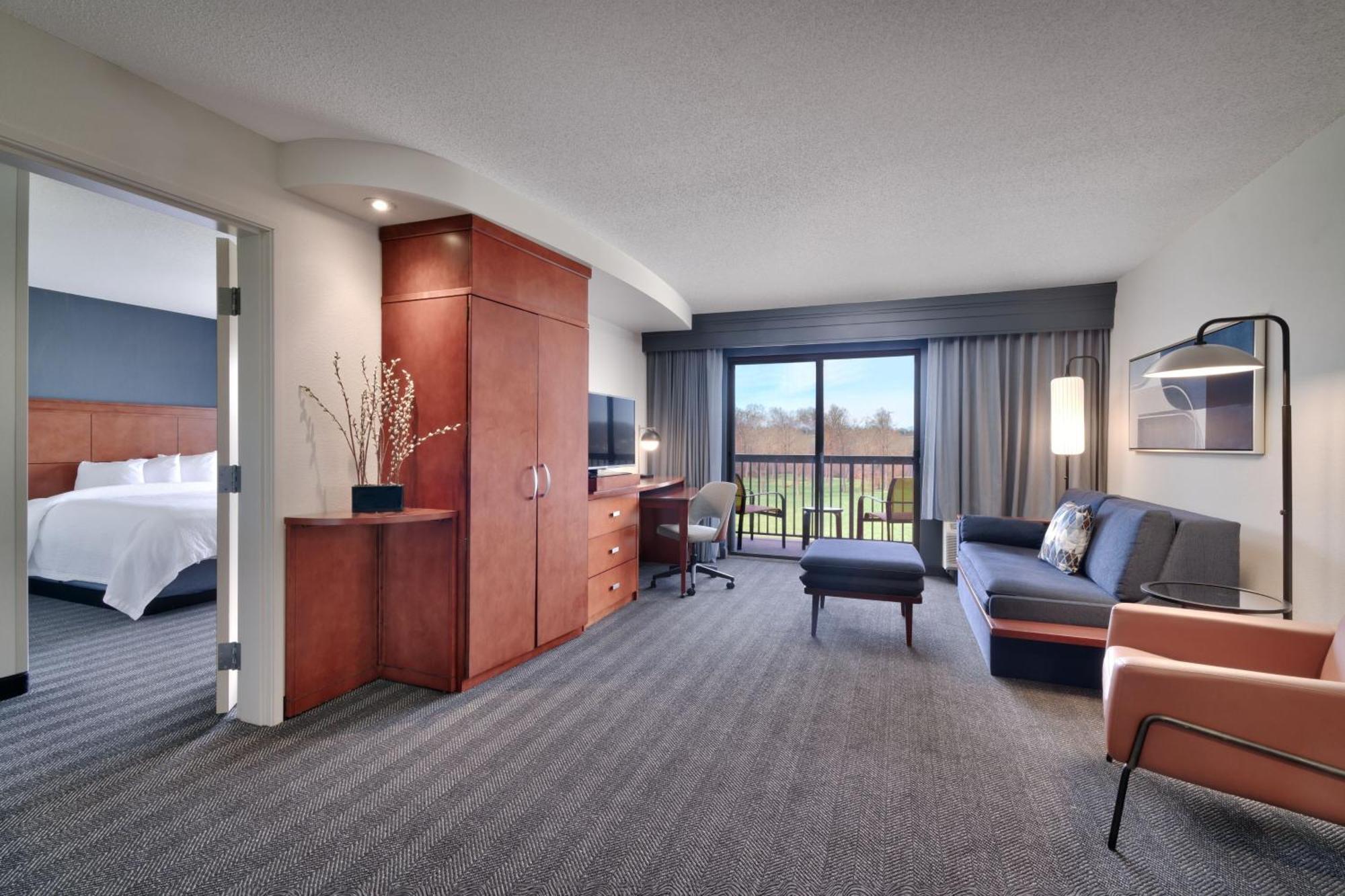 Courtyard By Marriott Johnson City Bagian luar foto