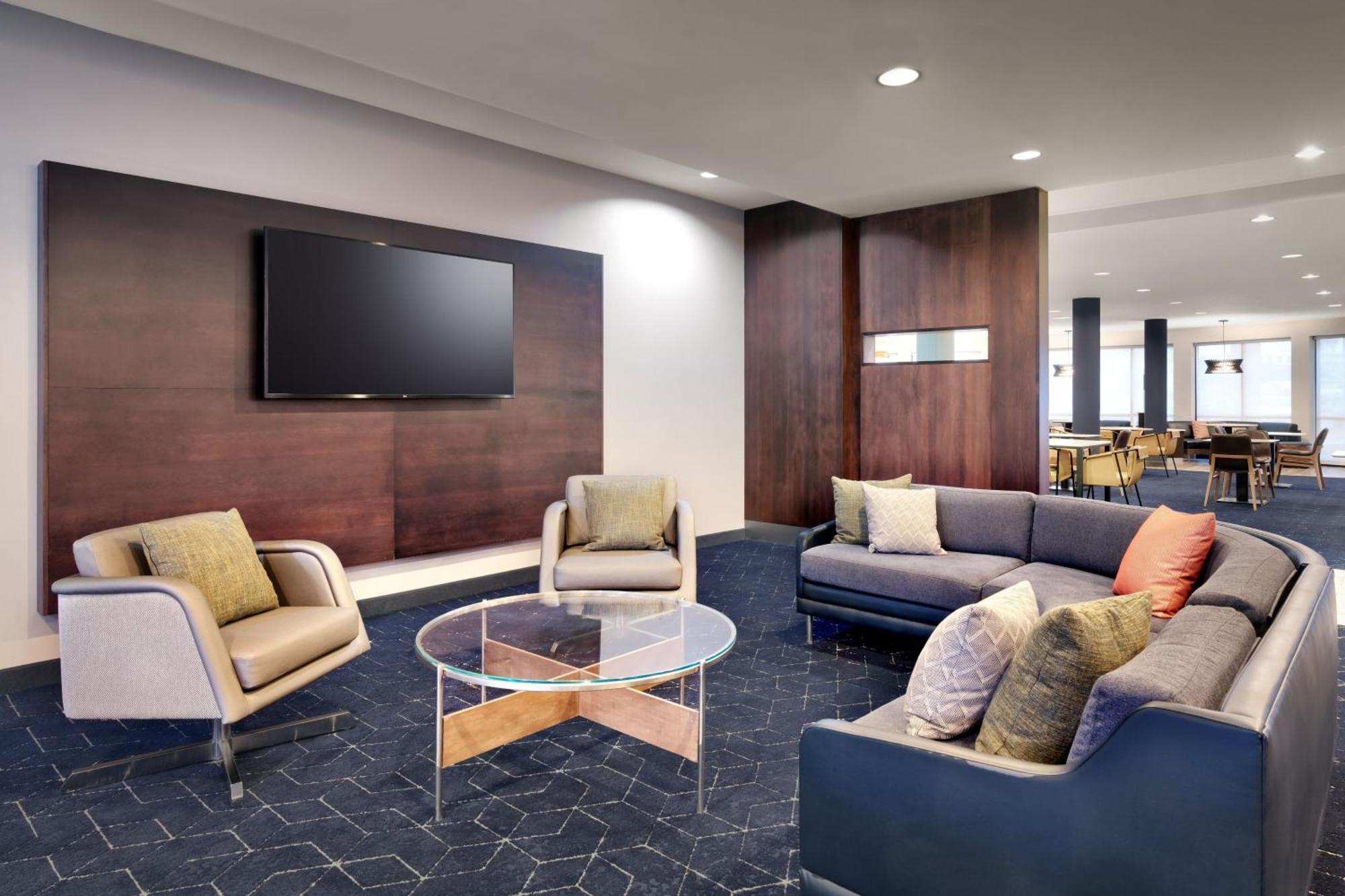 Courtyard By Marriott Johnson City Bagian luar foto